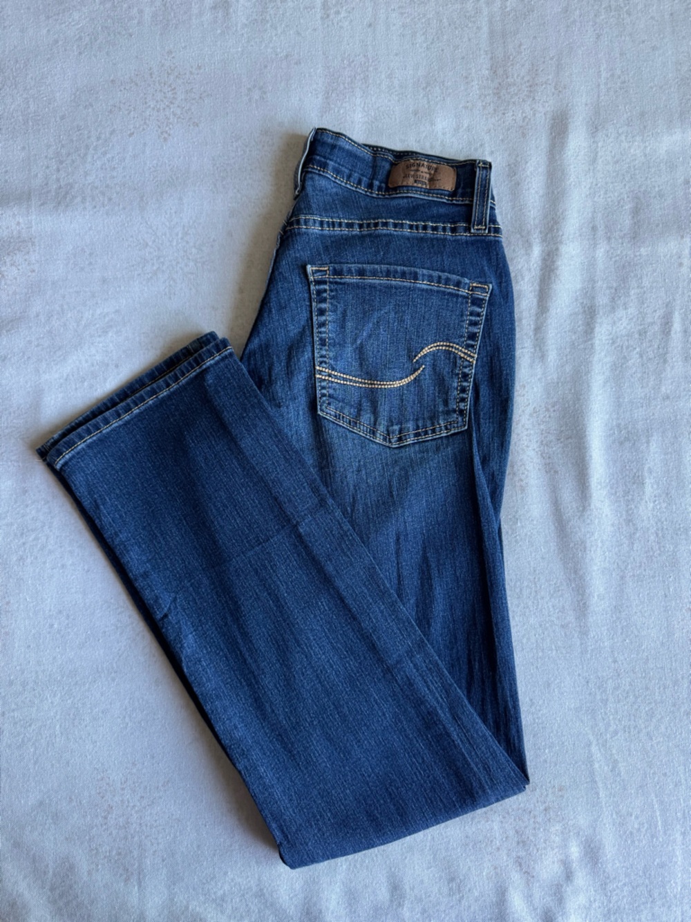 Levi Strauss Signature Curvy Straight Jeans – Size 6 – Dark Wash